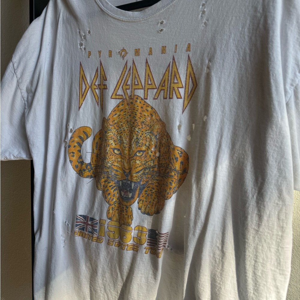 Def Leppard Graphic Tee